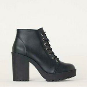 Size 41 H&M lace up Platform heels BUY TWO/ FOR $15